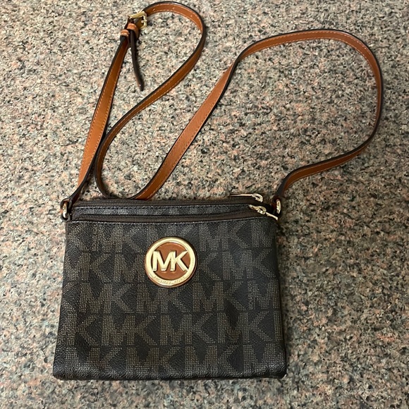 Michael Kors Bags Michael Kors Crossbody Bag Poshmark